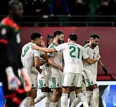 中超 第2轮梅州客家2河南队103-01 19：35已结束